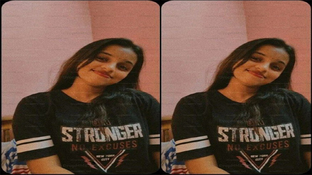 College Teen Girl Boobs – Pussy Showing Video Watch Now