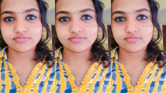 Mallu Girl Showing Boobs and Pussy to Lover in Video New