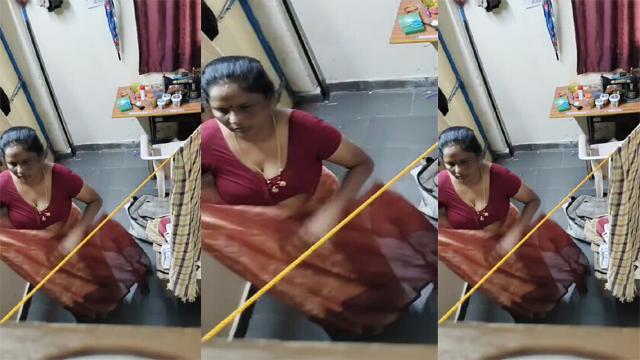 Tamil Mom Changing Clothes Captured Secretly