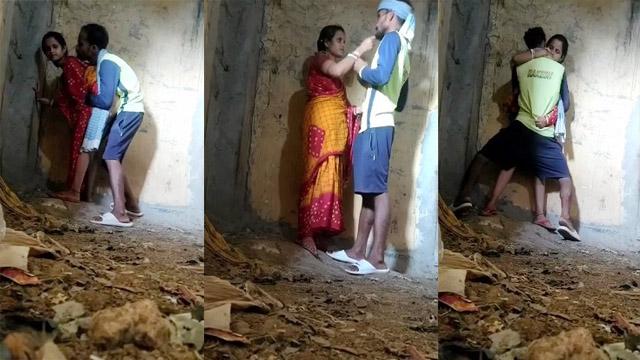Majdoor ne Bhahi Ko Khade Khade Gund Mar di Record Clip Viral
