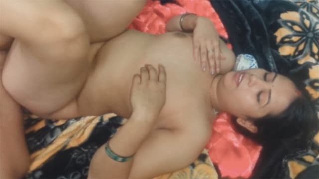 Beautiful Sexy Milf Wife Loud Moans Fucking Video 2026