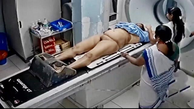 Milf Bhabhi Clinic Room Nude Treatment CCTV XXX Leak